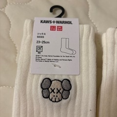 ユニクロ　カウズホール　ソックスの画像