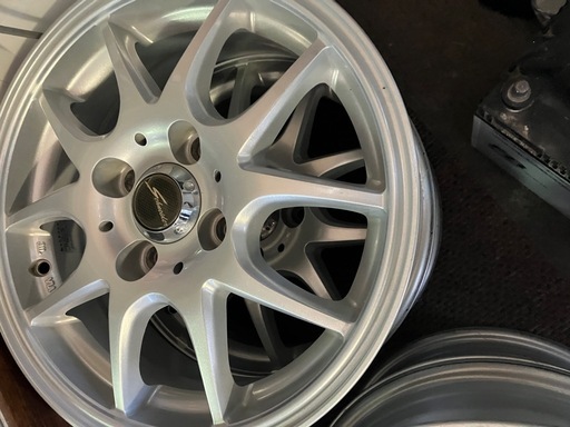 マルカサービス　SCHNEIDER シュナイダーアルミホイール4つ　