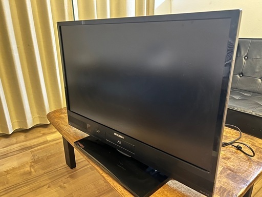 三菱 32型 録画内蔵テレビ LCD-V32BHR6｜オートターン機能付き・録画対応・リモコンあり