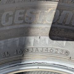 工賃込み　ブリヂストン２０２３年製冬タイヤ１８５／７０Ｒ１４　４本セットの画像