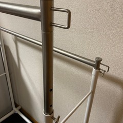 ハンガーラック　の画像