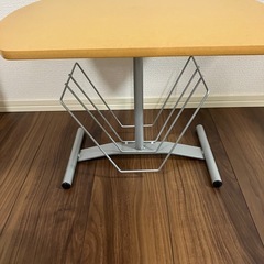 マガジンラック付きミニテーブルの画像