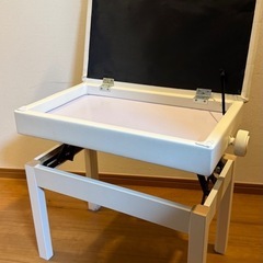 収納付きピアノ椅子の画像