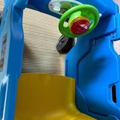 バス型 乗り物 子供 おもちゃ 足蹴り車 乗用玩具の画像