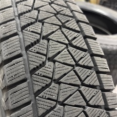 175/80R16 ブリヂストン　スタッドレス　バリ山の画像