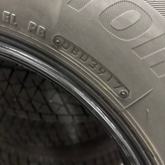 175/80R16 ブリヂストン　スタッドレス　バリ山の画像