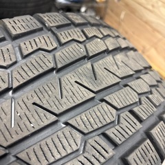 無料！　265/65R17 スタッドレスの画像