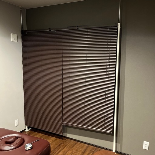 ブラインドパーテーション