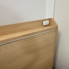 【取引中】 ウッド調セミダブルベッド 収納2杯＆コンセント付き！ 早く取りに来てくださる方の画像