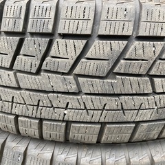 YOKOHAMA 195/65R15 24年製＋23年製　冬タイヤの画像