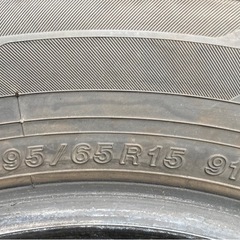 YOKOHAMA 195/65R15 24年製＋23年製　冬タイヤの画像