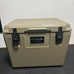 バンケル　クーラーボックス　YETIの画像