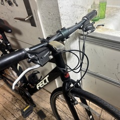 FELT VERZA SPEED50 フェルトのクロスバイク ブラックの画像