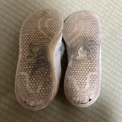 スタンスミス スニーカーの画像