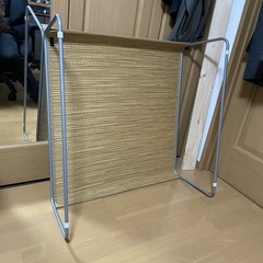アジアンなローテーブルの画像