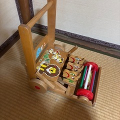 木製 手押し車／押し車 おもちゃ（ベビー用 歩行サポート）の画像