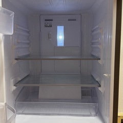 シャープ冷蔵庫137L 2019製の画像