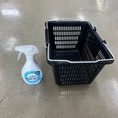 少し小型のスタッキングカゴの画像