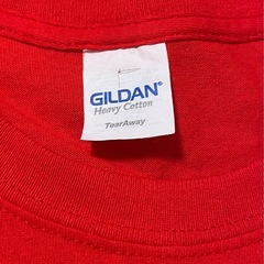 GILDAN ギルダン　ハート プリント Tシャツ　古着の画像