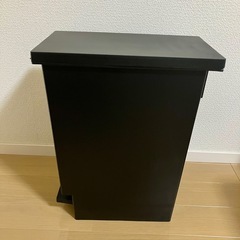 お値下げしました‼️美品✨【ニトリ】蓋付きゴミ箱の画像