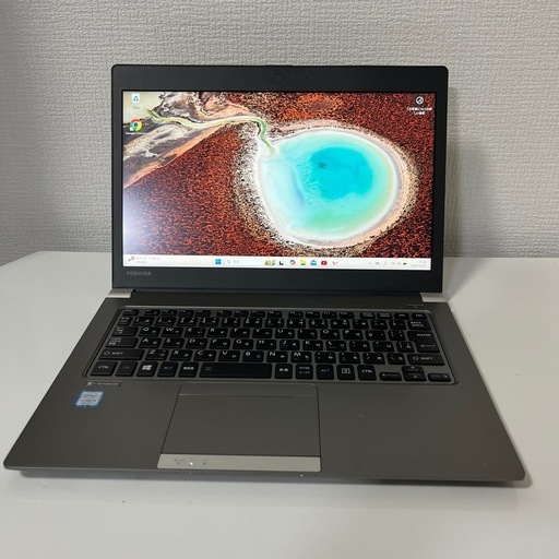 8世代ノートPC 13.3いんインチ