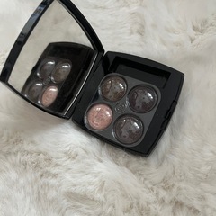 美品　CHANELアイシャドウの画像