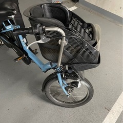 <希望者多数のため受付終了>YAMAHA パスキス　電動自転車　三人乗り　バッテリー　充電台付の画像