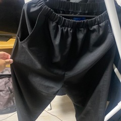 ワイドパンツの画像
