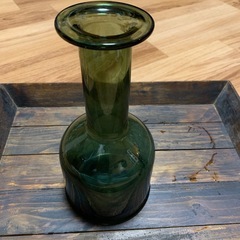 素敵な花瓶と鉢の画像