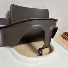 STOKKE ベビーチェア トレイ パーツ3点セットの画像
