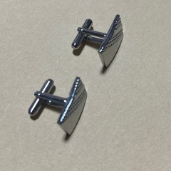 カフスボタン　シルバーの画像