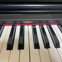 ROLAND 電子ピアノの画像