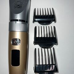 【中古】犬用トリミングセット一式（バリカン・プロ仕様ハサミ・爪切り・ポーチ付き）の画像