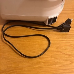電子ジャー炊飯器　3合炊きの画像