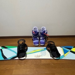 BURTONスノーボード・ウェアセットの画像