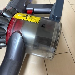 Dyson v7 animal ploスティッククリーナー 本体、付属品有りの画像