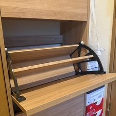 ikea(イケア)BISSA3段靴箱の画像