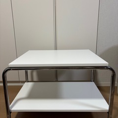 IKEA  サイドテーブルの画像