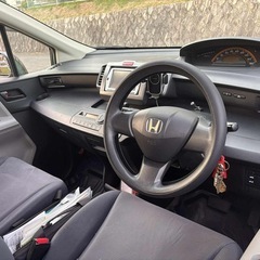 ホンダフリードの画像