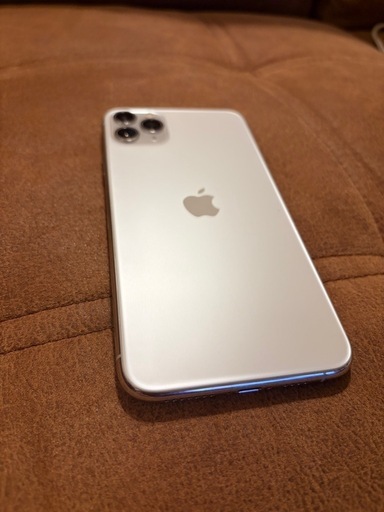 iPhone 11 PROMAX 64GB ゴールド