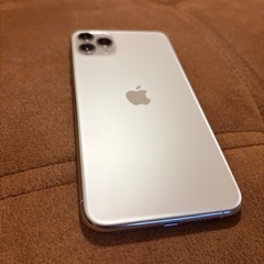 iPhone 11 PROMAX 64GB ゴールドの画像