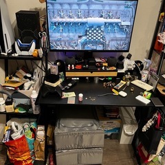 ゲーミングテーブルの画像