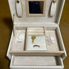 アクセサリーケース【交渉中】の画像