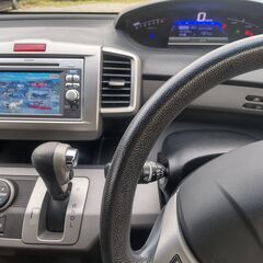 福岡発,フリードハイブリッド,ローン可！4ナンバー4人or3人,5ナンバー7人,選択可,検満タン渡,両側電動,大阪南港2.8万円,東京有明港3.8万円の画像