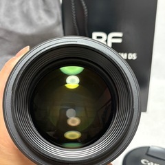 Canon RF 85mm F1.2 L USM単焦点レンズの画像