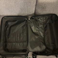 新品未使用 機内持ち込みサイズ　スーツケース 黒 の画像
