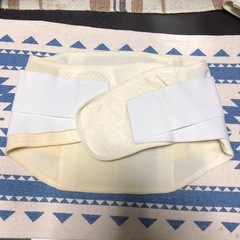 腰　コルセットの画像