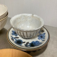 食器セットの画像