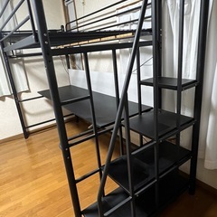 ロフトベッド(テーブル付き)の画像