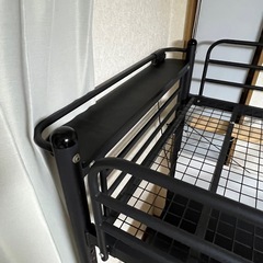 ロフトベッド(テーブル付き)の画像